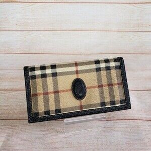 Burberrys Vintage Leather Bifold Wallet/Checkbook Cover
